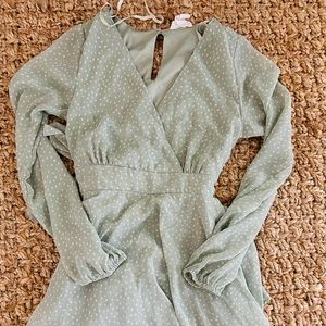 Super cute green pokadot dress!
